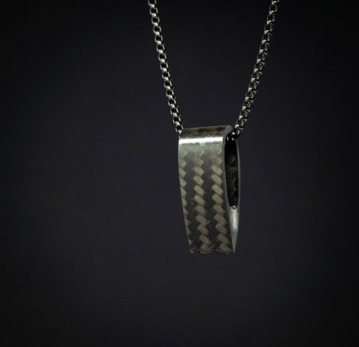 Pendentif Curve Carbone F1